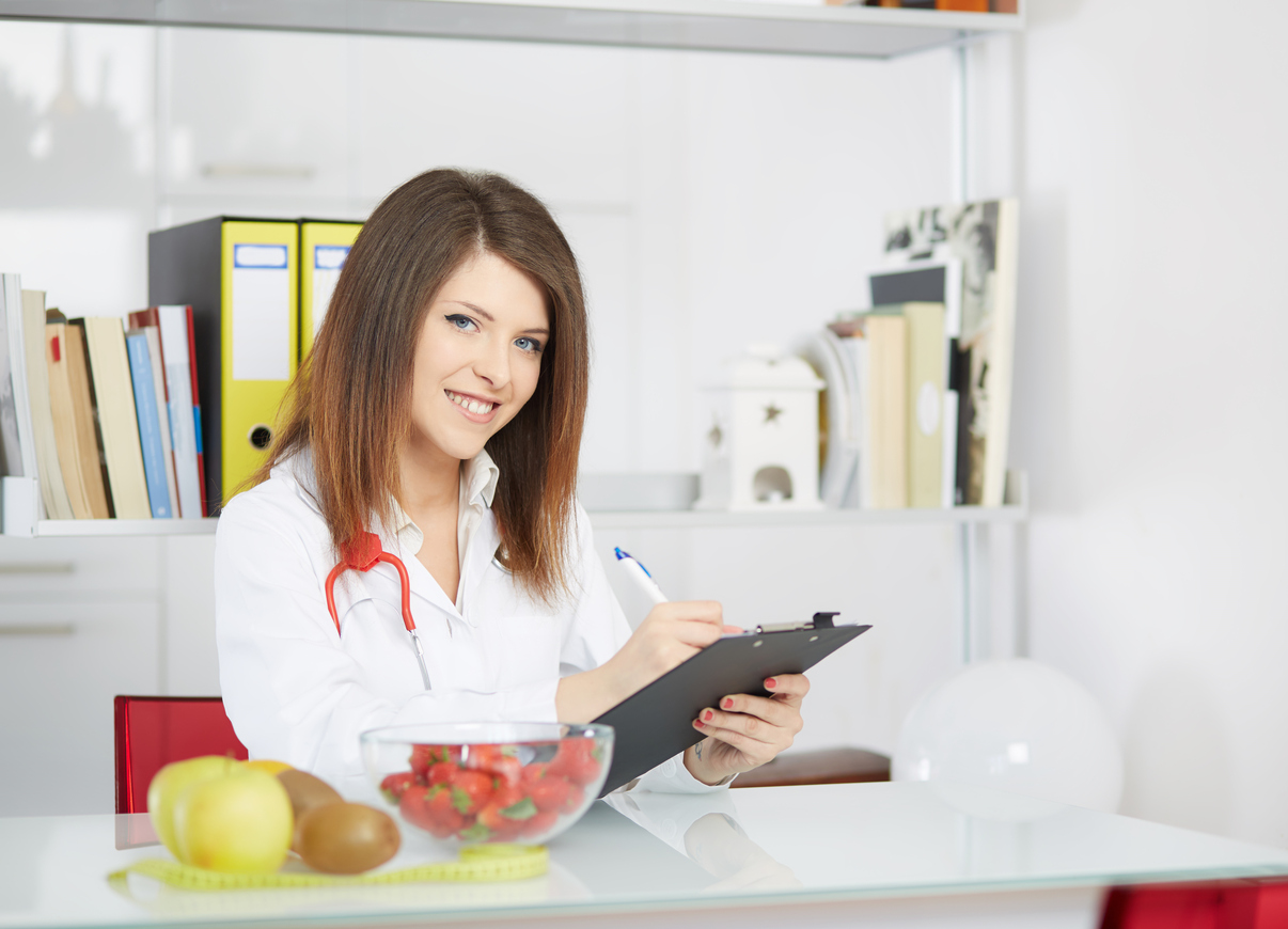 What Is The Difference Between A Dietitian And A Nutritionist?